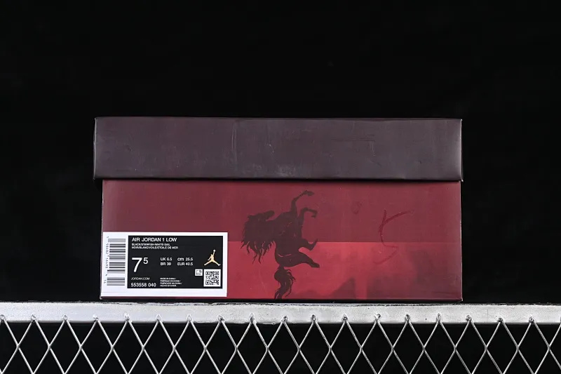 All Categories Air Jordan Jordan Series Basketball Shoes Air Jordan 1 Low Air Jordan 1 Low AJ1 Joe 1 Year of the Horse Limited Low-State Cultural Casual Shoes 553558-040